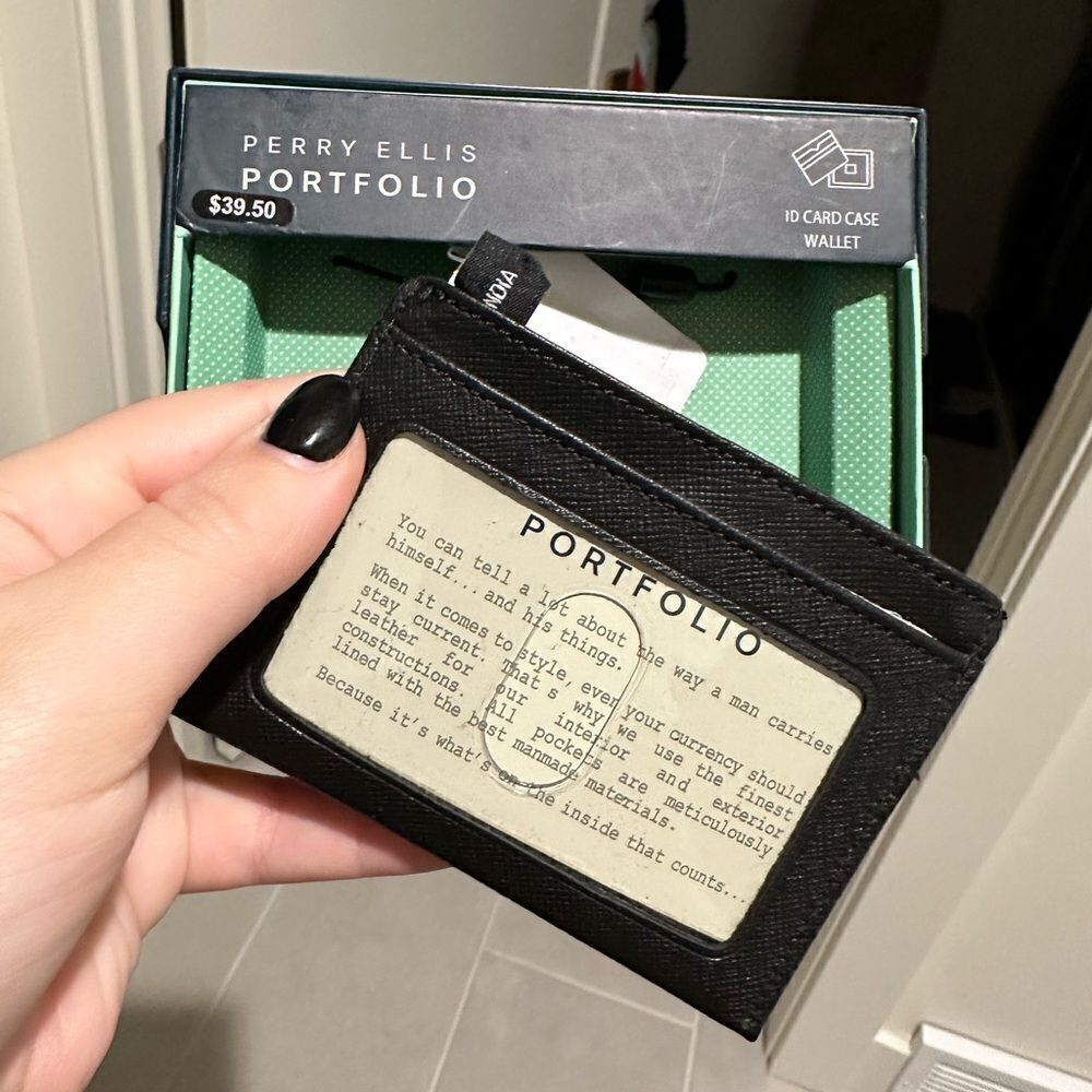 Perry Ellis wallet - Picture 3 of 5